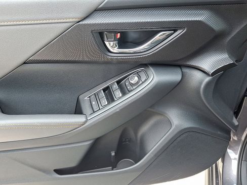 New 2025 Subaru Crosstrek 2.5i Limited image 8