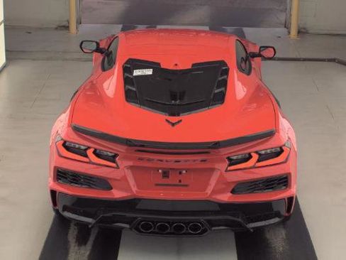 Used 2025 Chevrolet Corvette Z06 image 6