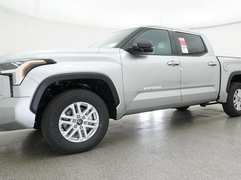 New 2026 Toyota Tundra SR5 RWD image 7