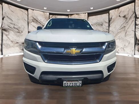 Used 2018 Chevrolet Colorado W/T w/ WT Convenience Package image 2
