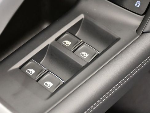 Used 2025 Audi Q5 Premium w/ Convenience Package image 34