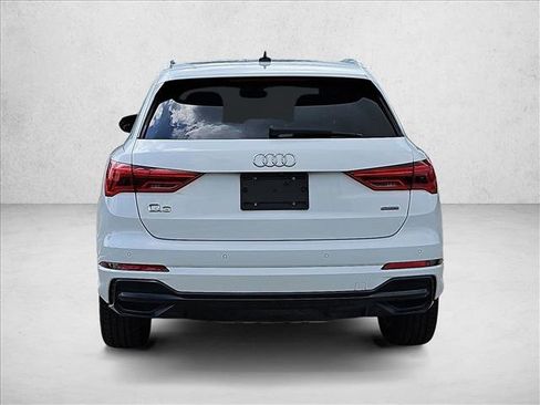 Used 2019 Audi Q3 2.0T Premium Plus w/ Premium Plus Package image 7