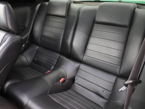 Used 2007 Ford Mustang GT RWD image 9