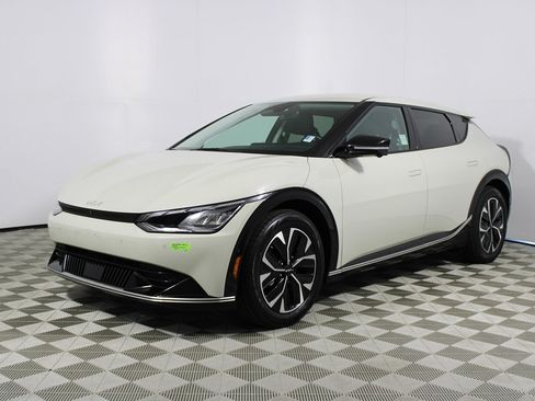 Used 2023 Kia EV6 Wind w/ Wind Technology Package RWD image 13