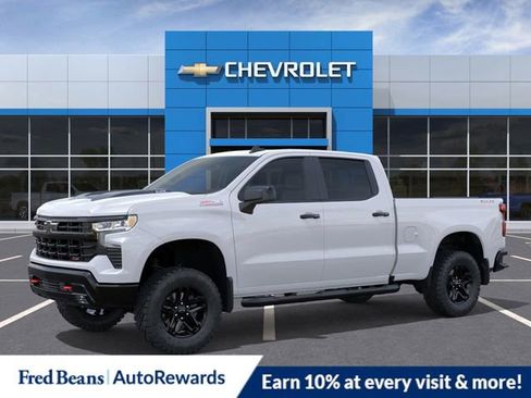 New 2026 Chevrolet Silverado 1500 LT Trail Boss w/ Convenience Package II image 2