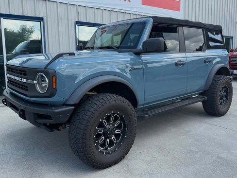 Used 2021 Ford Bronco Black Diamond AWD/4WD image 3
