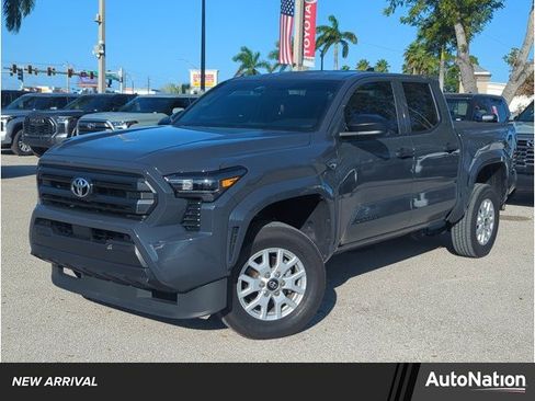 Used 2025 Toyota Tacoma SR RWD image 1