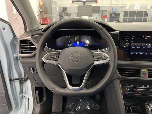 New 2026 Volkswagen Taos SE AWD/4WD image 15
