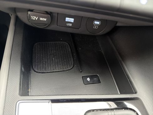 Used 2024 Hyundai Elantra SEL w/ Convenience Package image 20