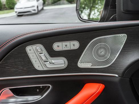 Used 2024 Mercedes-Benz GLE 53 AMG 4MATIC image 18