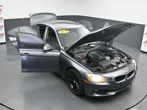 Used 2013 BMW 328i Sedan RWD image 39