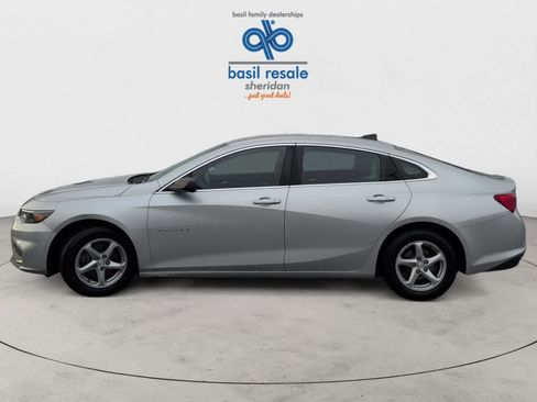 Used 2017 Chevrolet Malibu LS image 3