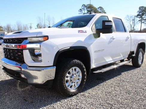 Used 2023 Chevrolet Silverado 2500 LT w/ Convenience Package image 5