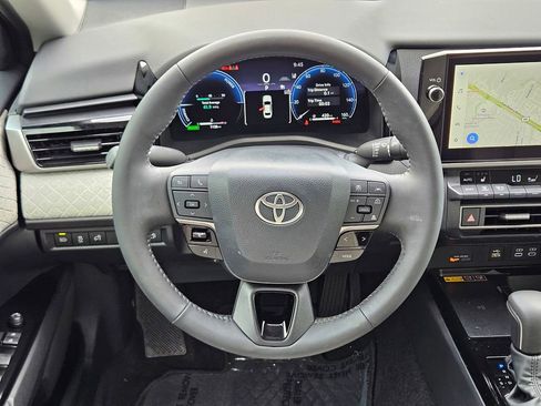 Used 2026 Toyota Camry XLE FWD image 26