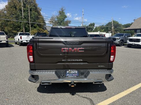 Used 2021 GMC Sierra 1500 SLE AWD/4WD image 4
