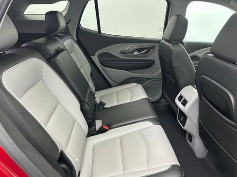 Used 2022 GMC Terrain SLT image 37