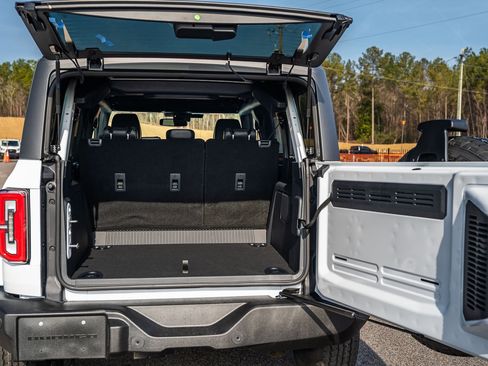 New 2025 Ford Bronco Outer Banks image 12