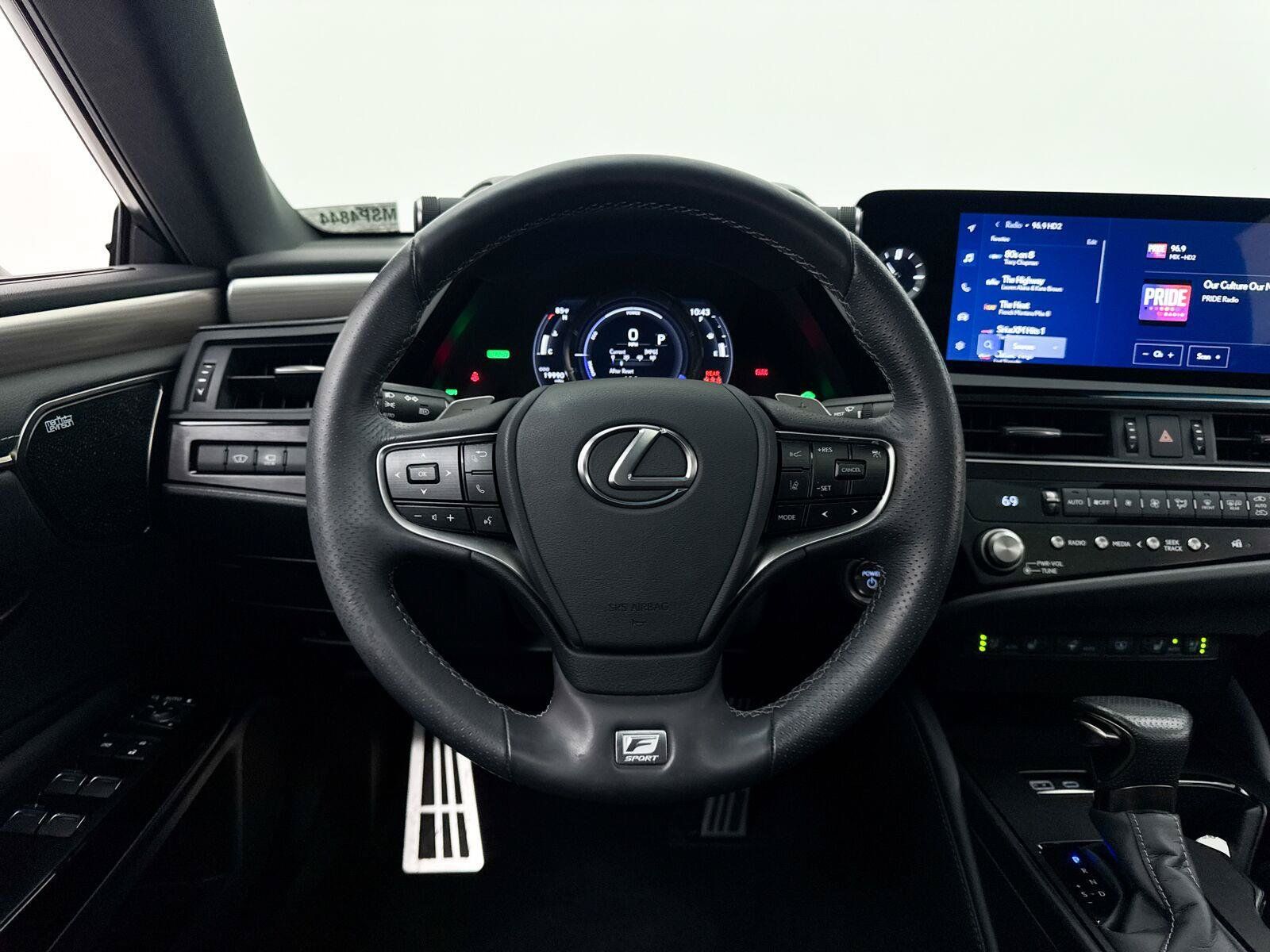 Used 2024 Lexus ES 300h F Sport w/ Accessory Package (Z1) FWD image 4