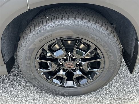 New 2025 Nissan Armada PRO-4X w/ Pro-4X Premium Package image 38