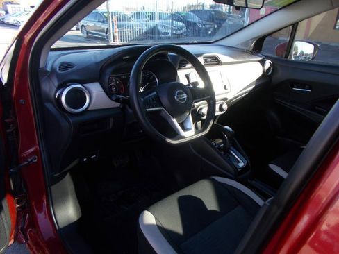 Used 2021 Nissan Versa SV FWD image 10