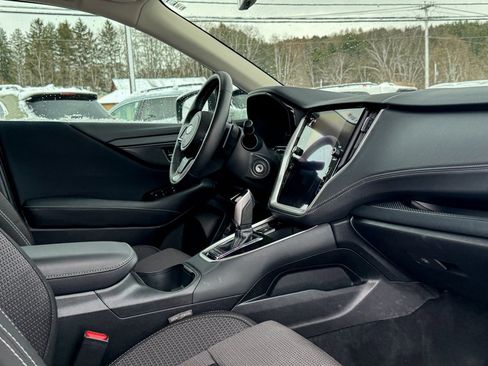 Certified 2025 Subaru Outback Premium w/ Popular Package #1A image 10