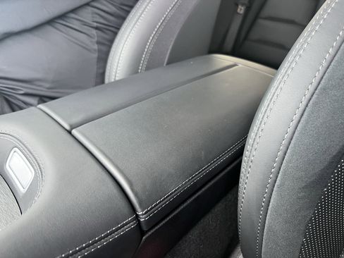 Used 2024 Mercedes-Benz GLE 53 AMG 4MATIC image 30