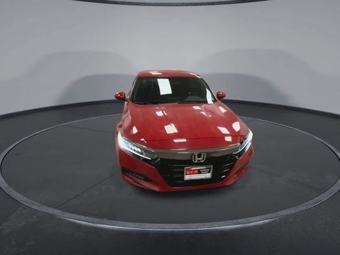 Used 2018 Honda Accord Sport image 3