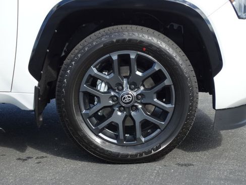 New 2026 Toyota Sequoia Platinum AWD/4WD image 4