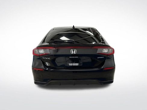 Used 2023 Honda Civic Sport image 11