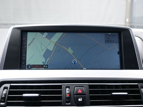 Used 2012 BMW 640i Convertible image 19