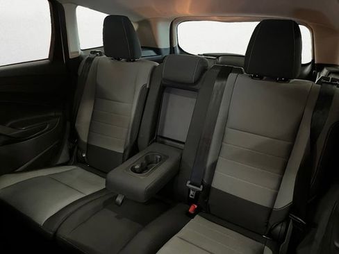 Used 2016 Ford Escape SE w/ Equipment Group 201A image 16