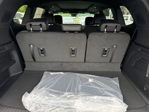 New 2026 GMC Acadia Elevation w/ Black Edition image 12