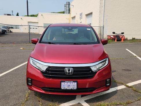 Used 2023 Honda Odyssey EX image 2