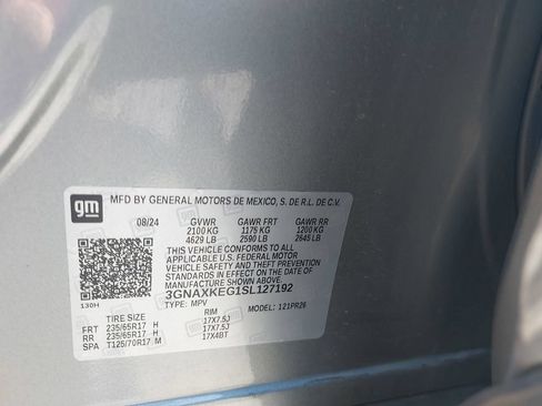 Used 2025 Chevrolet Equinox ACTIV w/ Safety and Technology Package FWD image 32