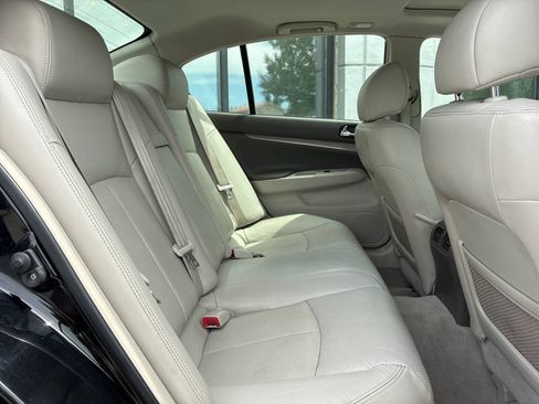 Used 2013 INFINITI G37 x Sedan w/ Premium Pkg AWD/4WD image 11