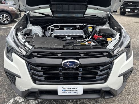 New 2025 Subaru Ascent Bronze Edition image 9