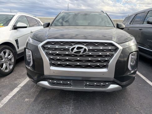 Used 2020 Hyundai Palisade Limited image 2