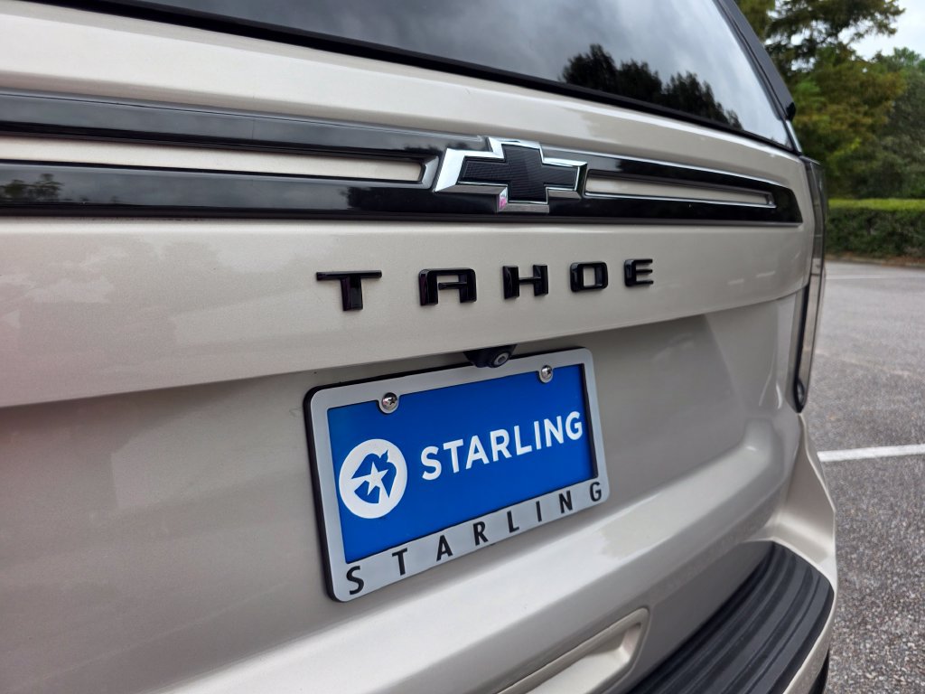 Certified 2022 Chevrolet Tahoe Z71 w/ Luxury Package AWD/4WD image 34