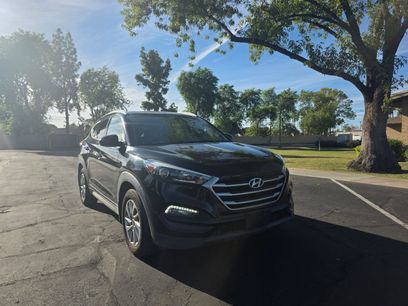 Used 2017 Hyundai Tucson SE w/ SE Popular Package 02