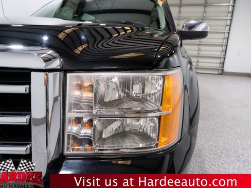 Used 2013 GMC Sierra 1500 SLE w/ Power Tech Package AWD/4WD image 8