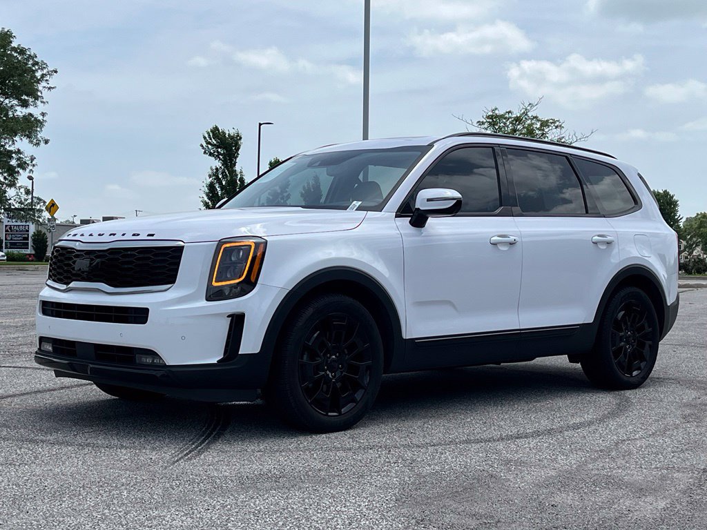 Used 2021 Kia Telluride SX w/ SX Prestige Package AWD/4WD image 3