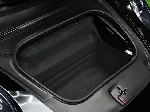 Used 2020 Porsche 911 Carrera 4S AWD/4WD image 18