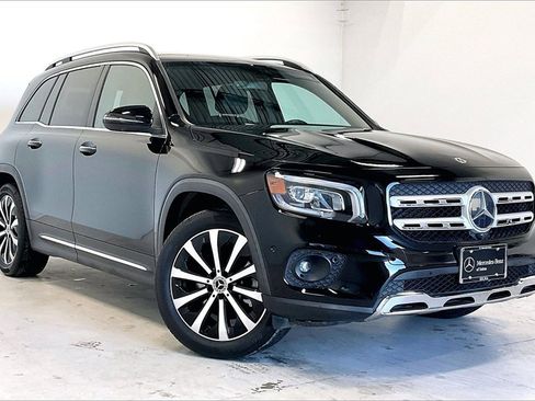 Certified 2021 Mercedes-Benz GLB 250 4MATIC image 1