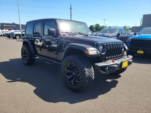 Used 2021 Jeep Wrangler Unlimited Rubicon w/ Uconnect 4C Nav & Sound Group AWD/4WD image 4