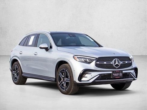 Certified 2026 Mercedes-Benz GLC 300 4MATIC image 3