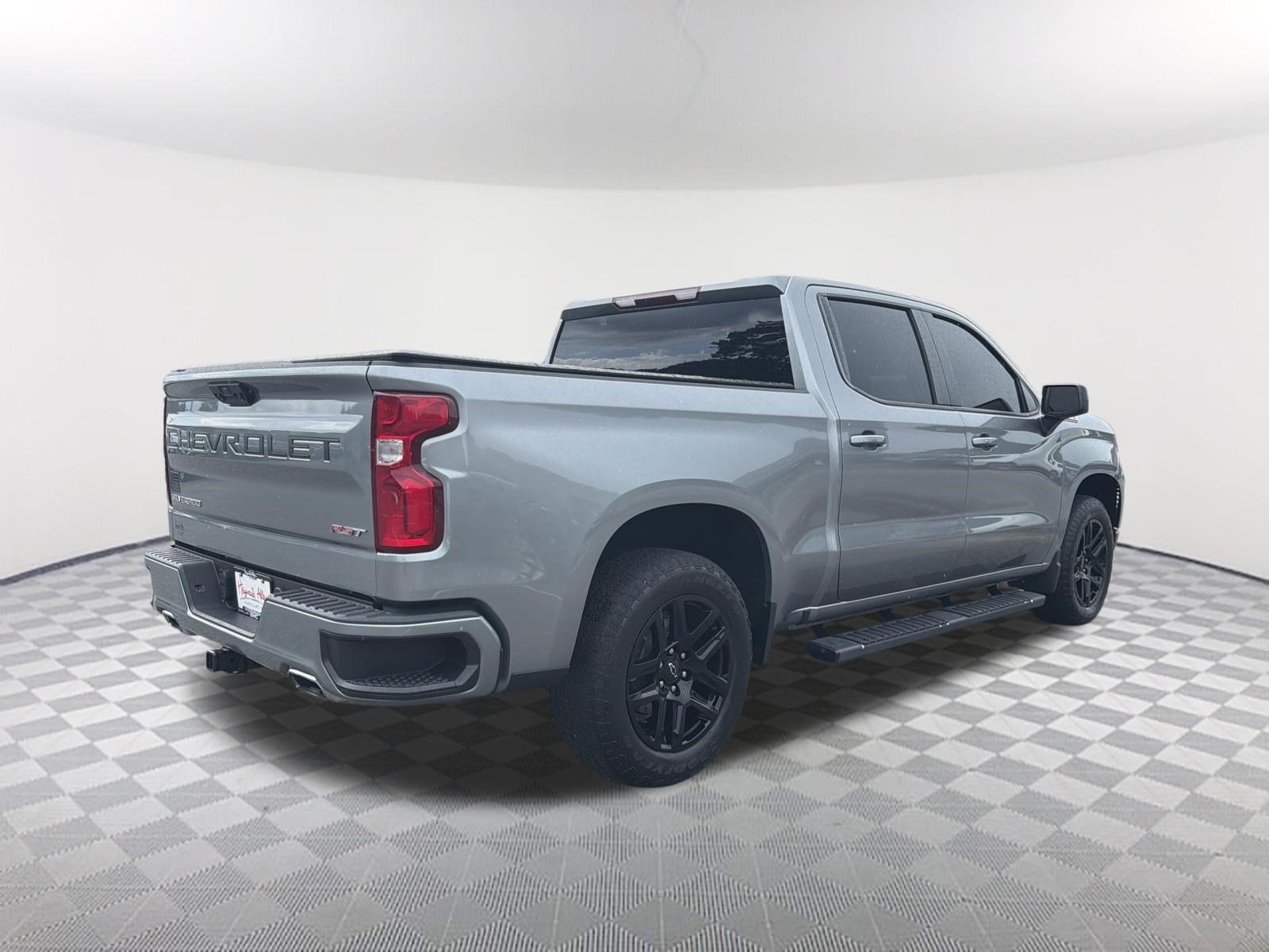 Used 2023 Chevrolet Silverado 1500 RST AWD/4WD image 6