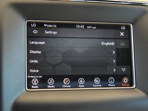 Used 2021 Jeep Grand Cherokee Laredo image 23