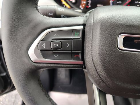 Certified 2024 Jeep Compass Limited image 27