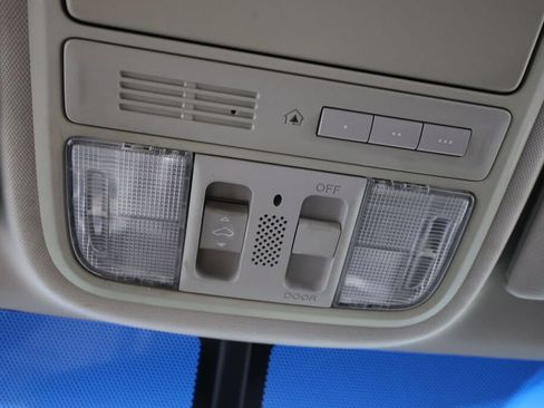 Used 2010 Acura TSX Sedan image 40