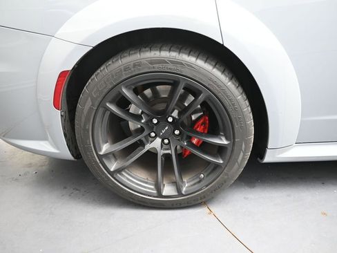 Used 2022 Dodge Charger SRT Hellcat w/ Harman/Kardon Audio Group RWD image 17